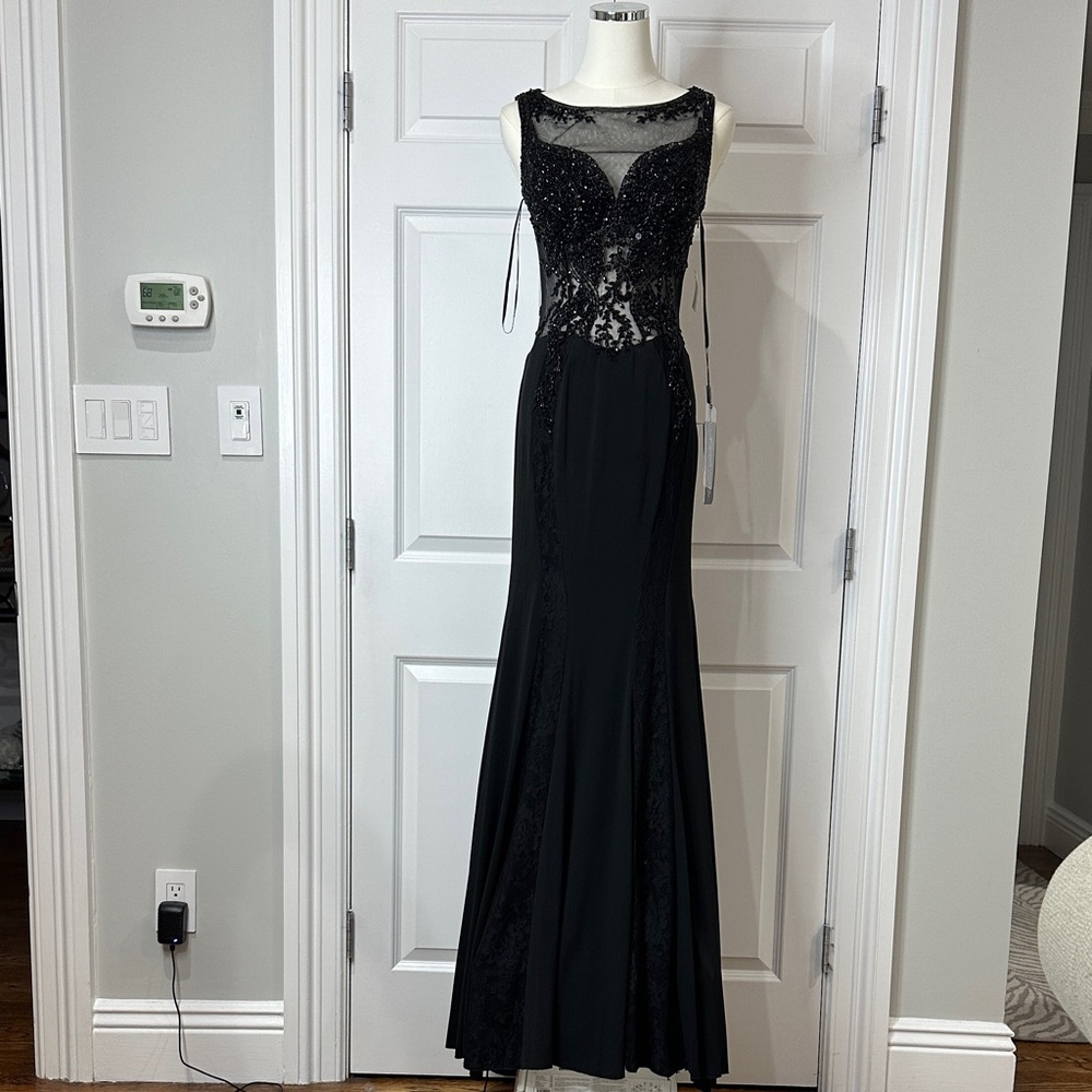 NWT Cindarella Devine Black Lace Beaded Sheer Wedding Guest Mermaid Dress Size 6